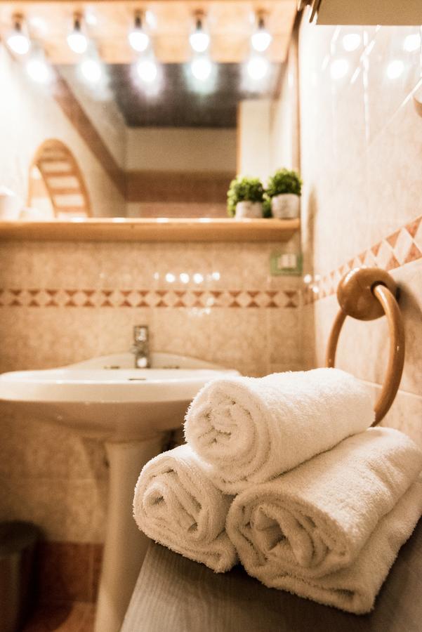 Bright Apartments Verona - Borsari Historical Esterno foto