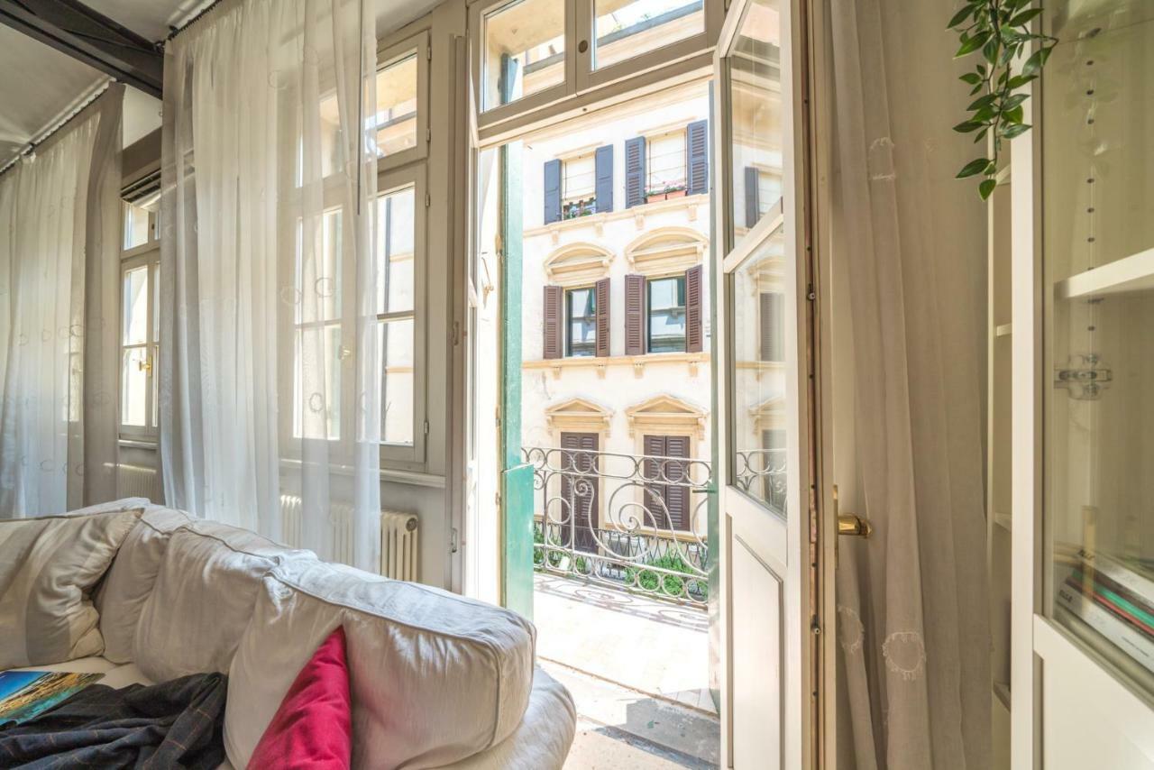 Bright Apartments Verona - Borsari Historical Esterno foto